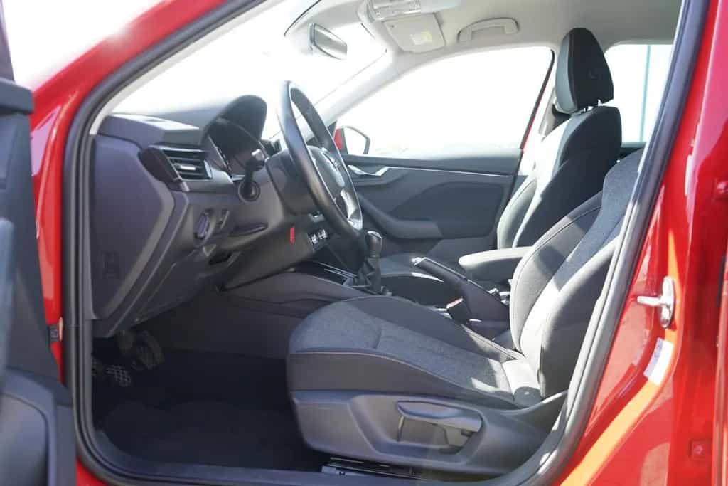 Skoda Kamiq 1.0 TSI Clever LED PDC Sitzheizung DAB USB 07/2021-photo-24