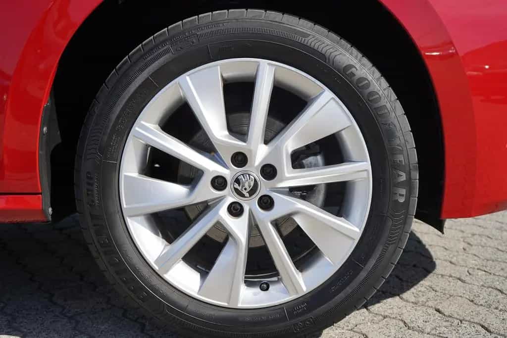 Skoda Kamiq 1.0 TSI Clever LED PDC Sitzheizung DAB USB 07/2021-photo-28