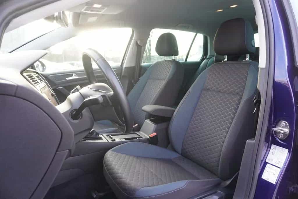 Volkswagen Golf VII 1.5 TSI IQ.DRIVE DSG Navi ACC AHK 04/2019-photo-10