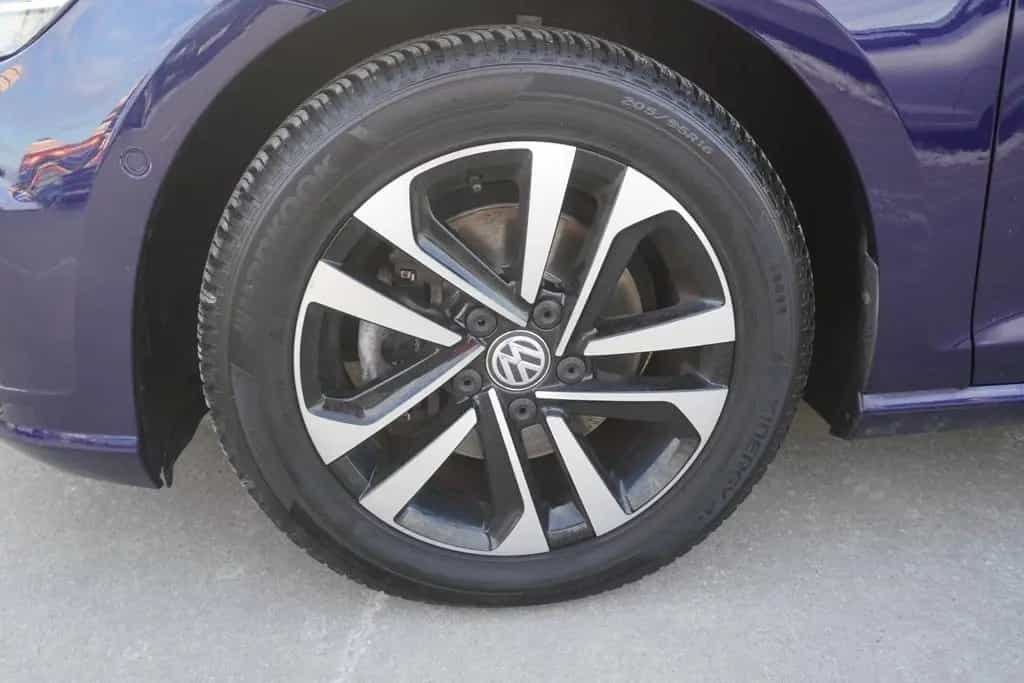 Volkswagen Golf VII 1.5 TSI IQ.DRIVE DSG Navi ACC AHK 04/2019-photo-7