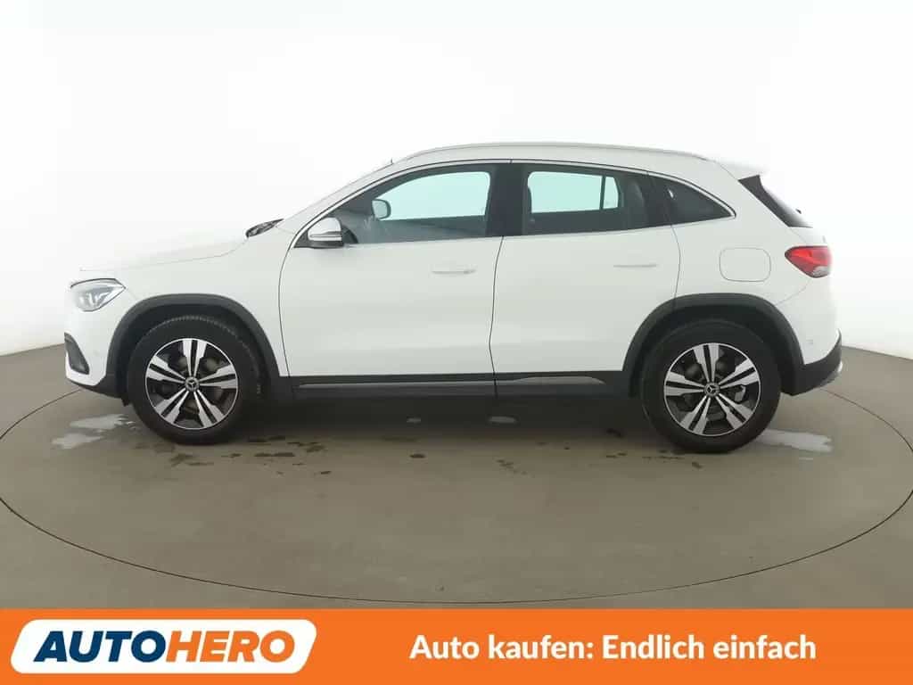 Mercedes-Benz GLA 200 Progressive Aut.*LED*NAVI*TEMPO*CAM*PDC* 03/2020-photo-2