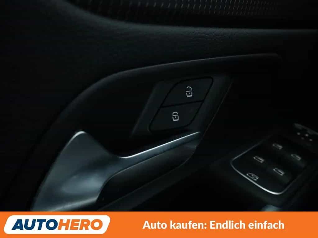 Mercedes-Benz GLA 200 Progressive Aut.*LED*NAVI*TEMPO*CAM*PDC* 03/2020-photo-29