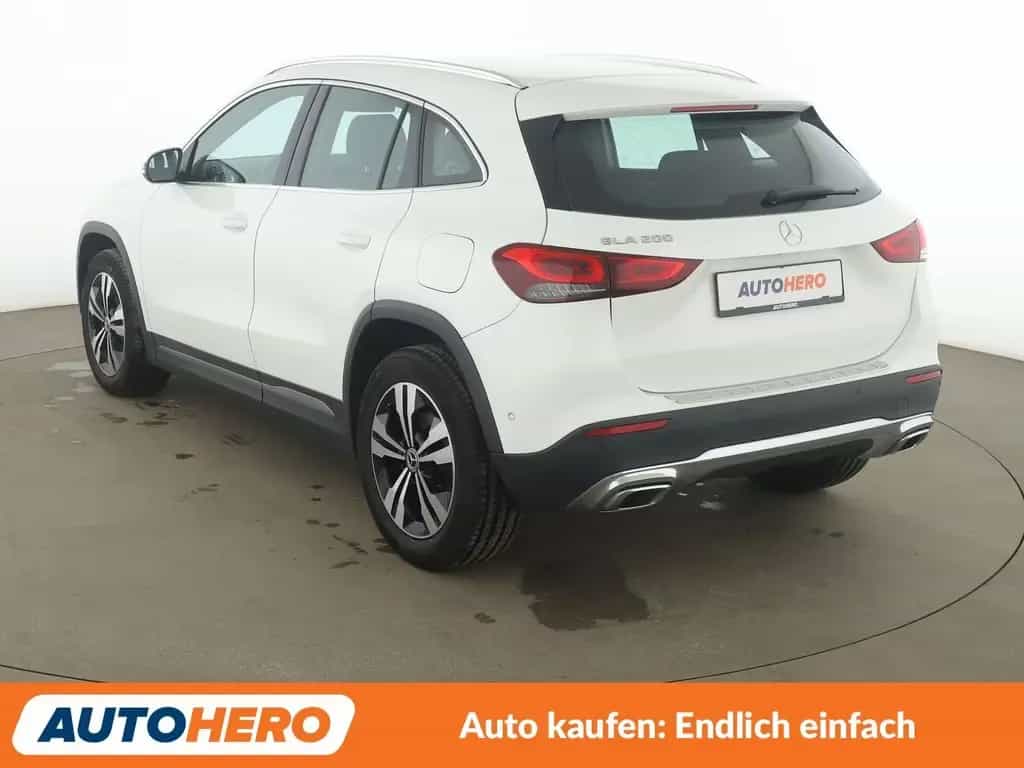 Mercedes-Benz GLA 200 Progressive Aut.*LED*NAVI*TEMPO*CAM*PDC* 03/2020-photo-3