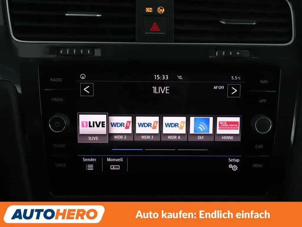 Volkswagen Golf VII 1.0 TSI Comfortline BlueMotion*NAVI*PDC 02/2017-photo-21