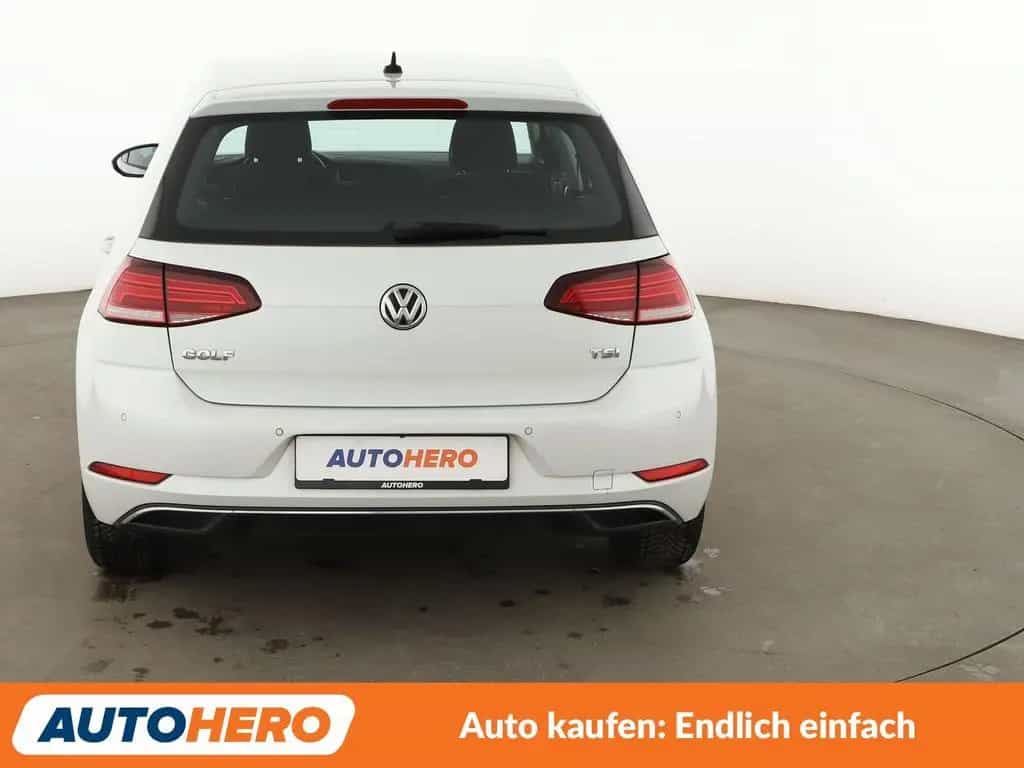 Volkswagen Golf VII 1.0 TSI Comfortline BlueMotion*NAVI*PDC 02/2017-photo-4