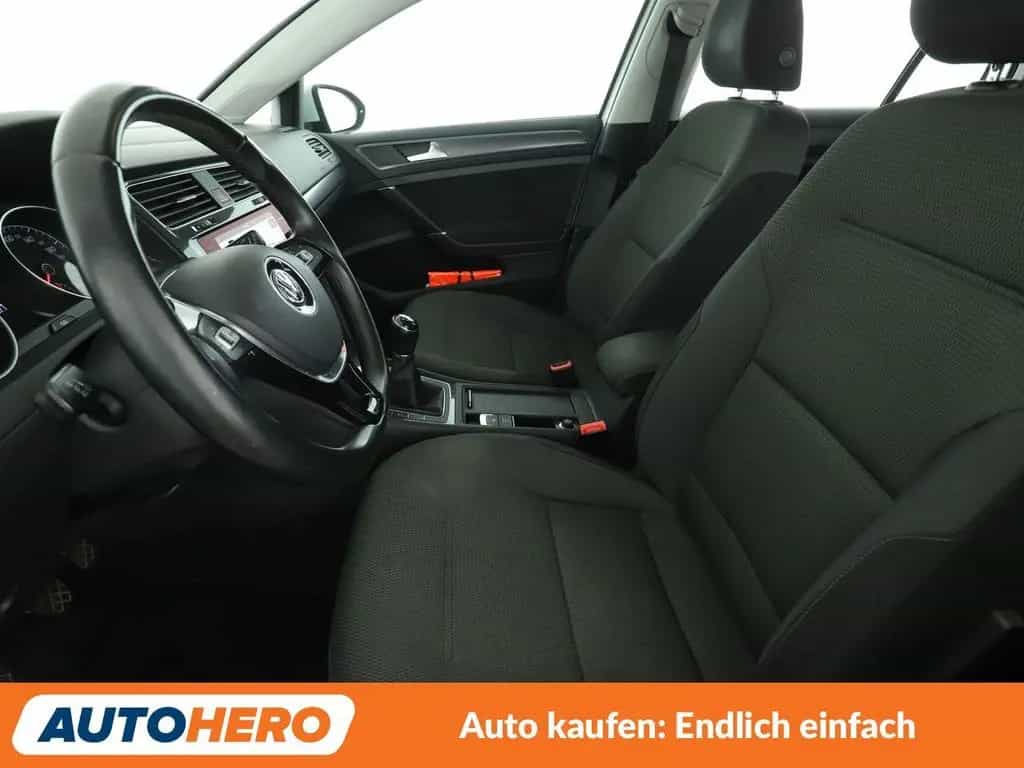 Volkswagen Golf VII 1.0 TSI Comfortline BlueMotion*NAVI*PDC 02/2017-photo-9