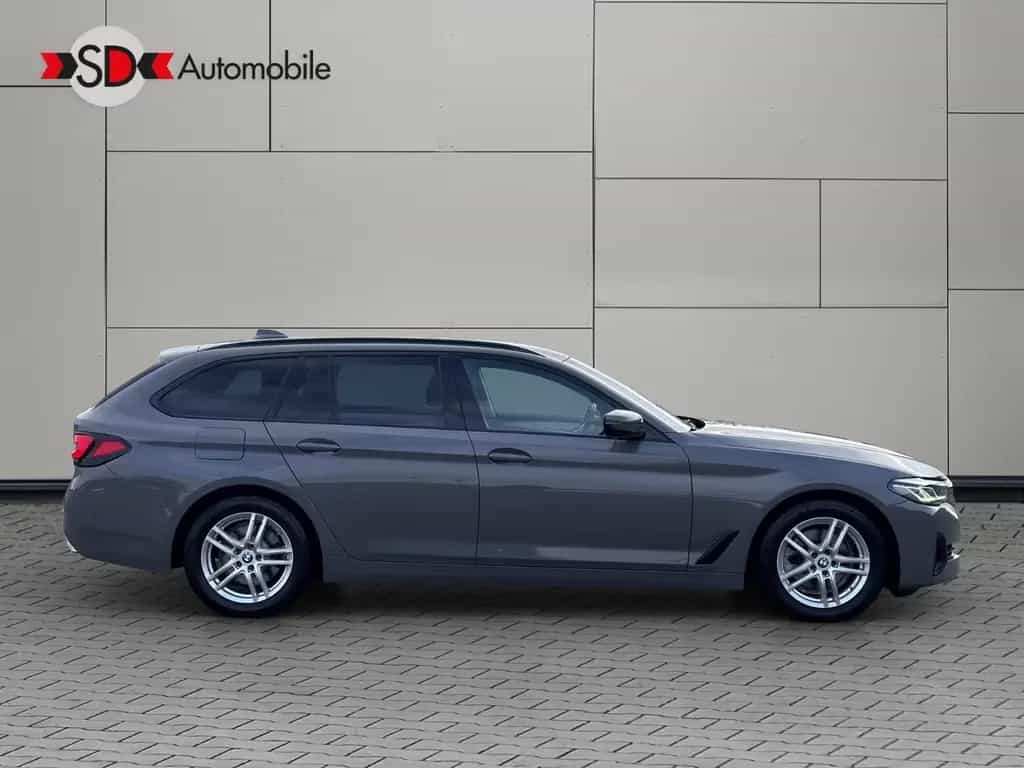 BMW 5 Series 520 d Sport LED Head-Up Leder BLIS Garantie 08/2021-photo-23