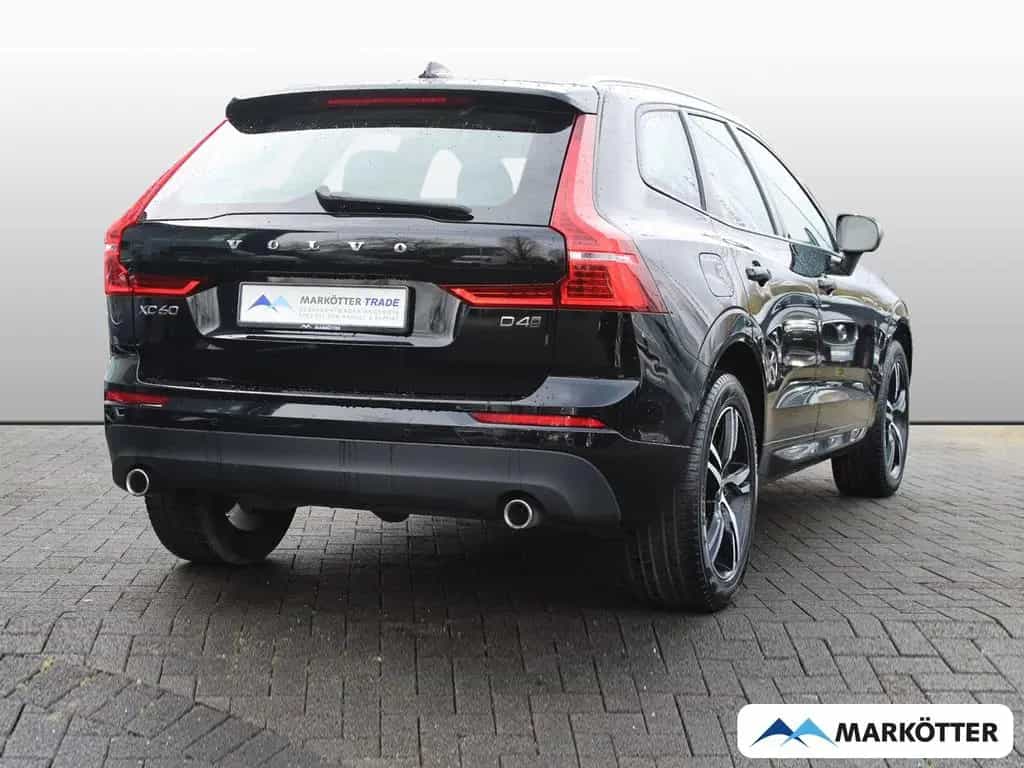Volvo XC60 Momentum D4 AWD/NAVI/LED/PDC/360°CAM/SHZ/ 07/2018-photo-1