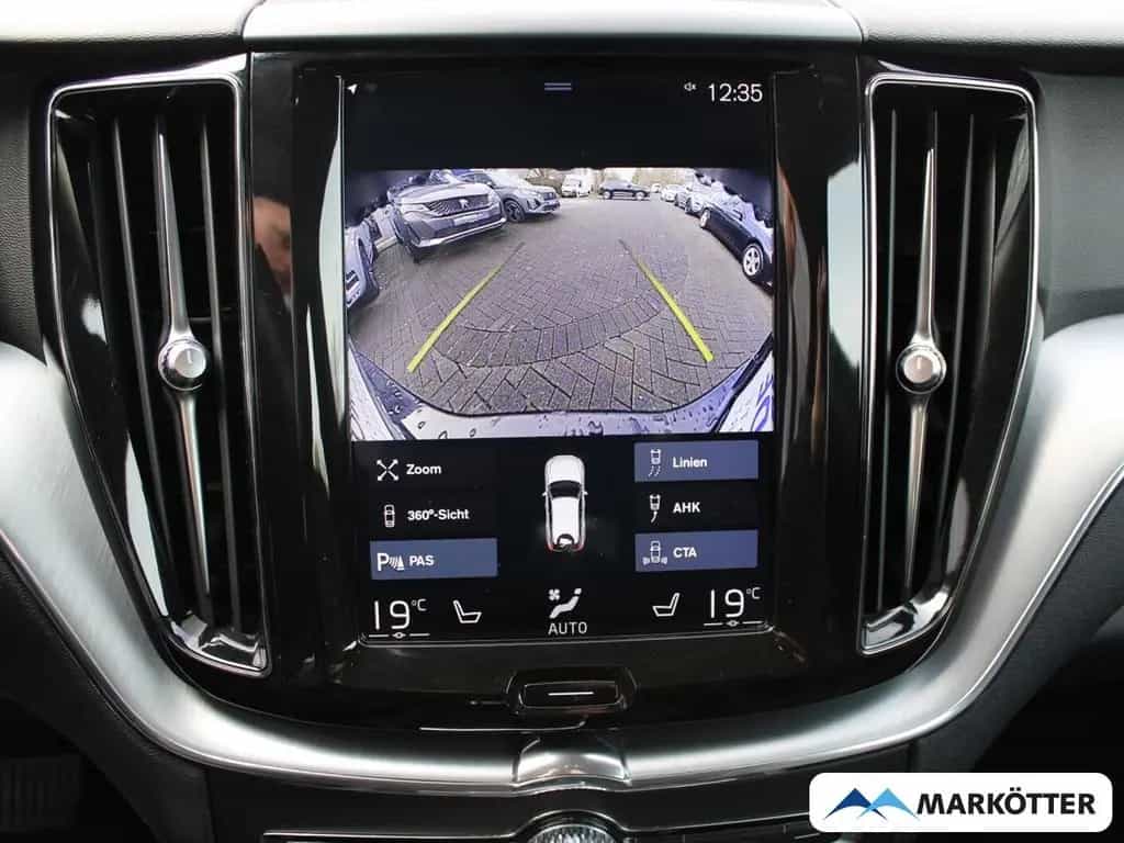 Volvo XC60 Momentum D4 AWD/NAVI/LED/PDC/360°CAM/SHZ/ 07/2018-photo-11