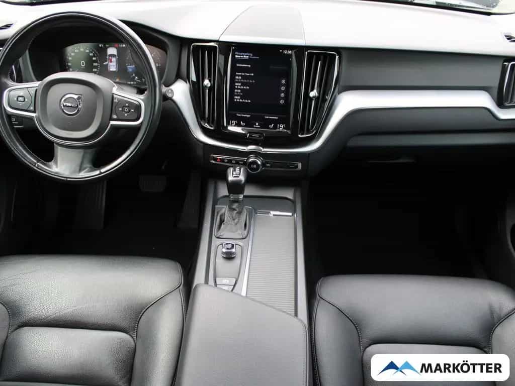 Volvo XC60 Momentum D4 AWD/NAVI/LED/PDC/360°CAM/SHZ/ 07/2018-photo-15