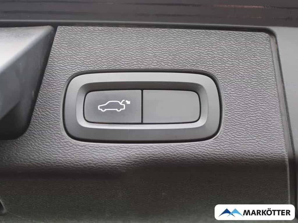 Volvo XC60 Momentum D4 AWD/NAVI/LED/PDC/360°CAM/SHZ/ 07/2018-photo-19