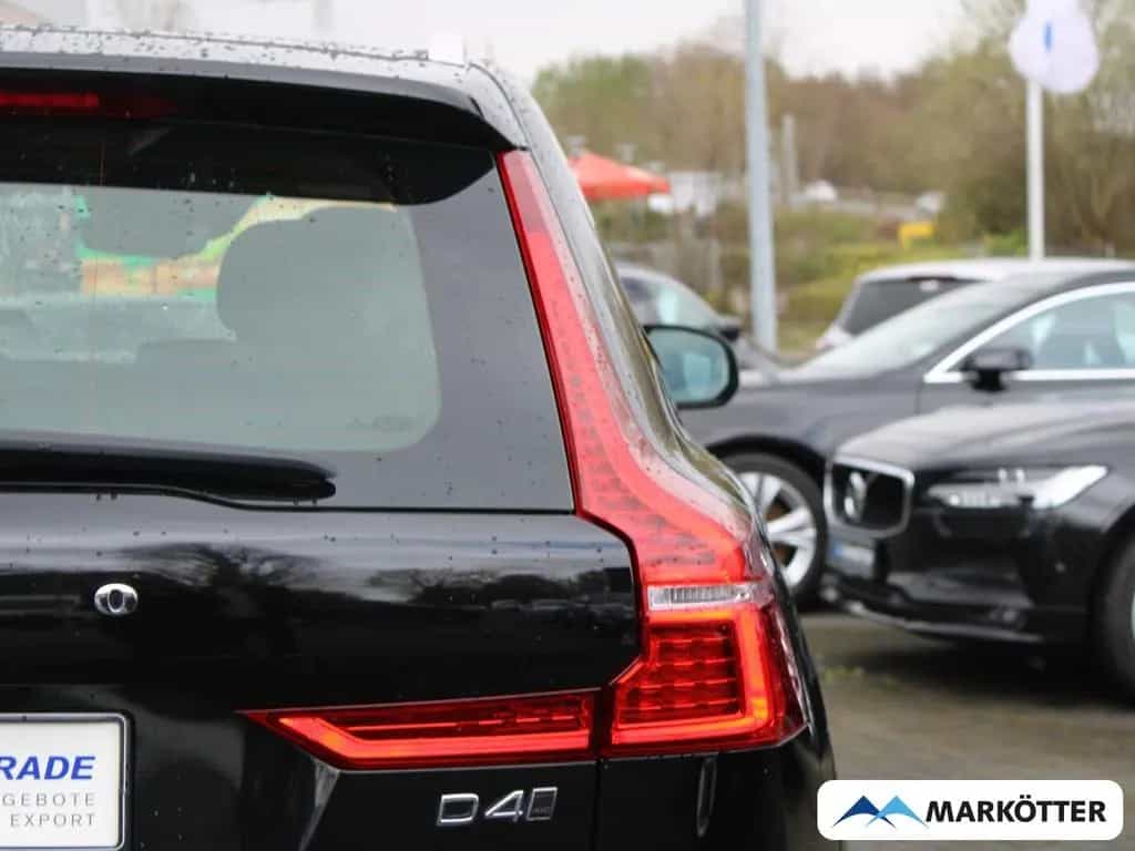 Volvo XC60 Momentum D4 AWD/NAVI/LED/PDC/360°CAM/SHZ/ 07/2018-photo-30