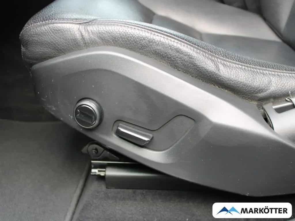Volvo XC60 Momentum D4 AWD/NAVI/LED/PDC/360°CAM/SHZ/ 07/2018-photo-5