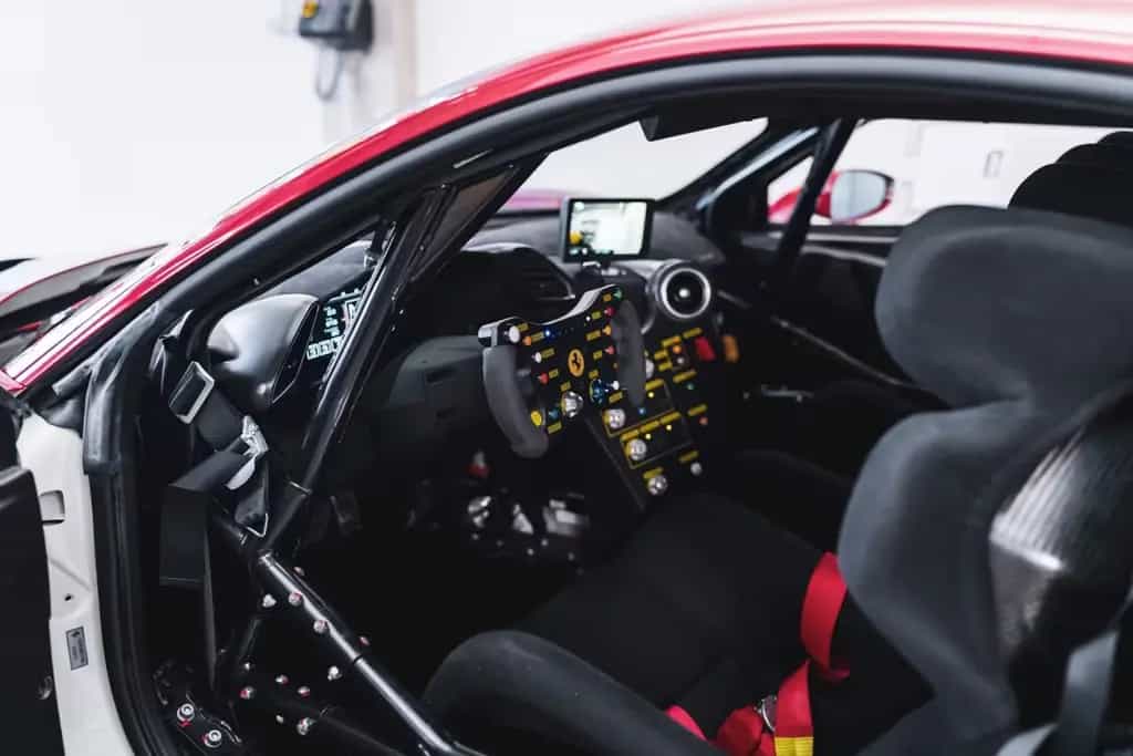 Ferrari 488 Challenge EVO *DMSB / MwSt. / 2. Sitz / TOP* 07/2018-photo-25