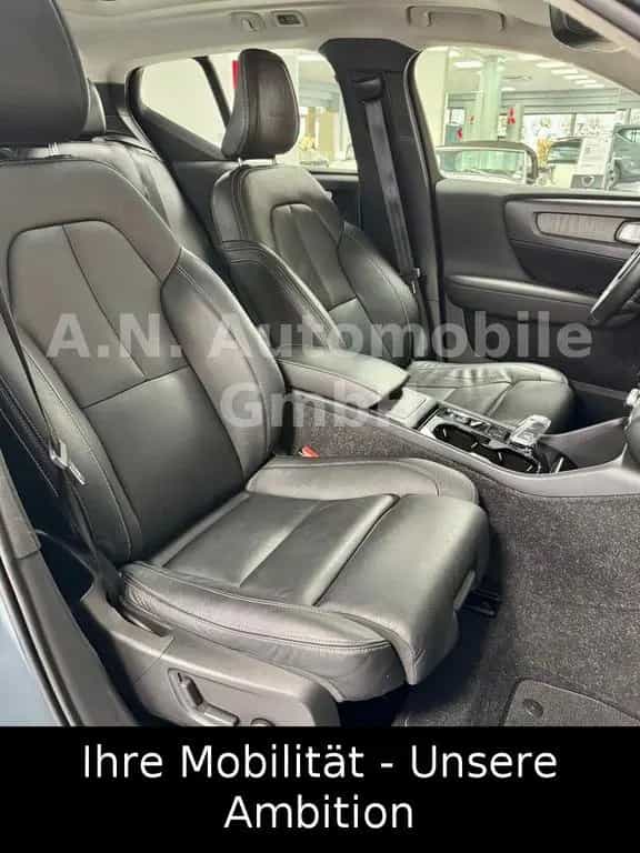 Volvo XC40 Inscription*Cam*Panorama*Leder*Standhz*AHK 07/2019-photo-16