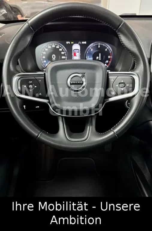 Volvo XC40 Inscription*Cam*Panorama*Leder*Standhz*AHK 07/2019-photo-19
