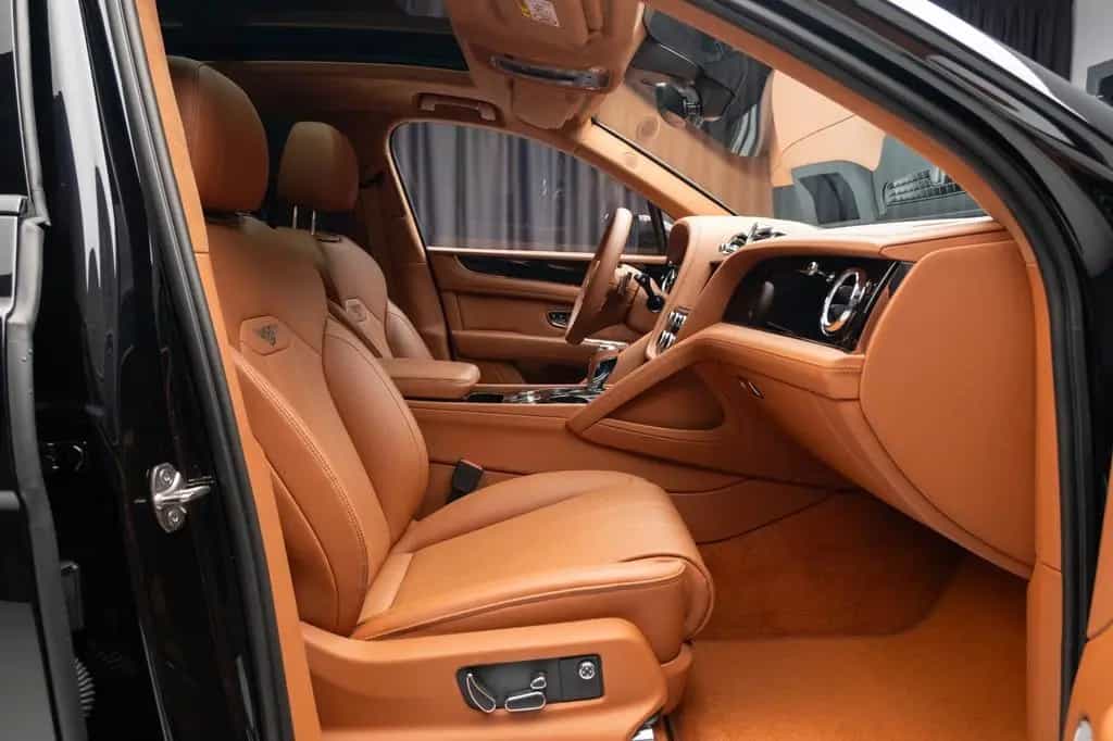 Bentley Bentayga S 4.0 V8 09/2024-photo-12