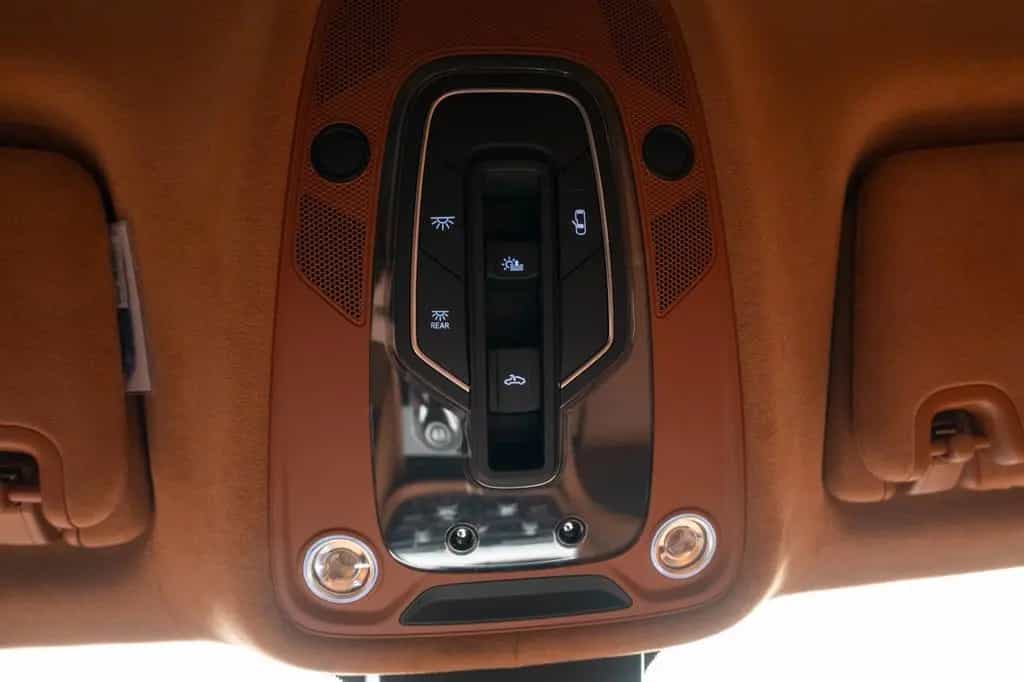 Bentley Bentayga S 4.0 V8 09/2024-photo-29