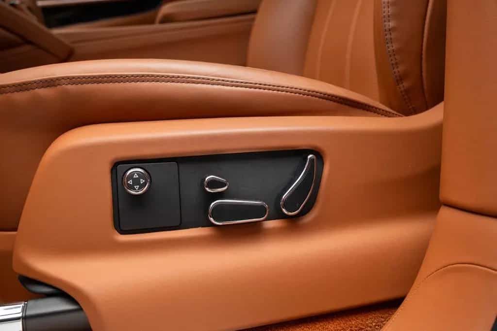 Bentley Bentayga S 4.0 V8 09/2024-photo-36