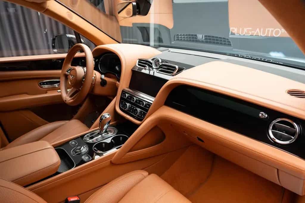 Bentley Bentayga S 4.0 V8 09/2024-photo-6