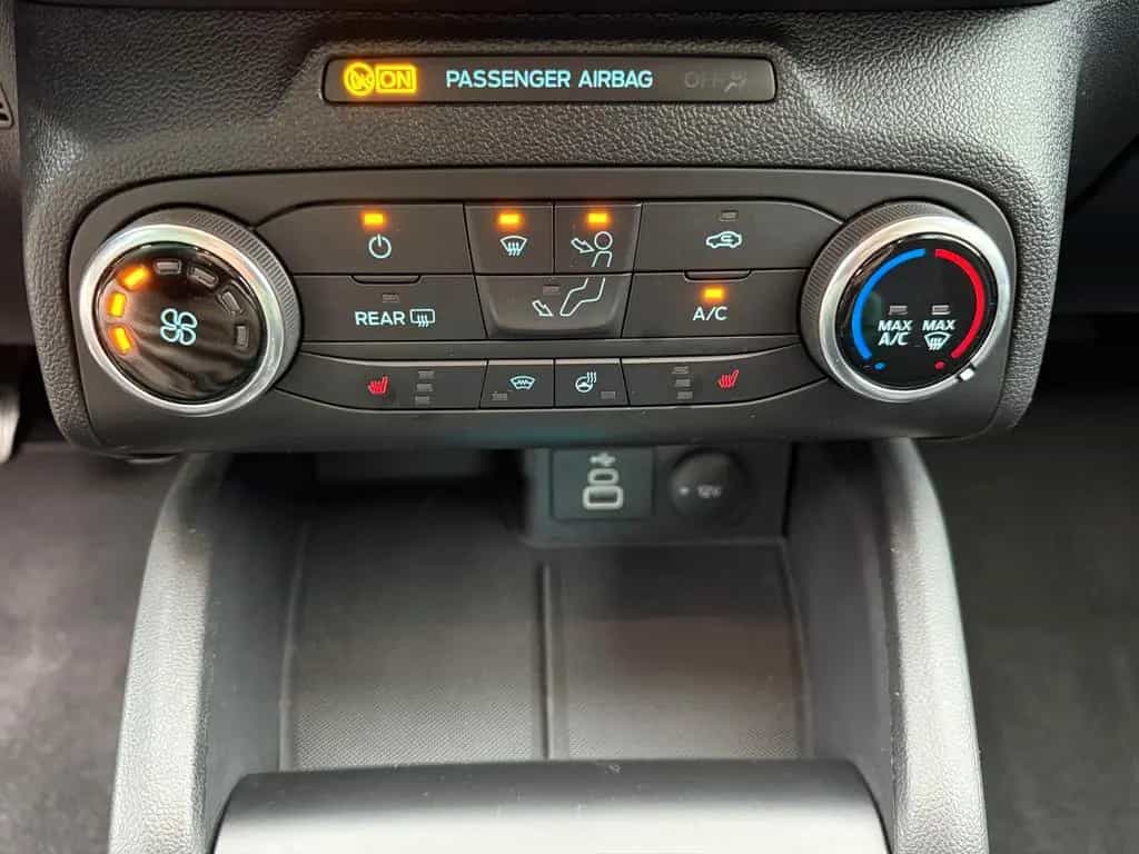 Ford Focus Turnier 1.0 92kW RFK SH Navi uvm. 08/2022-photo-16