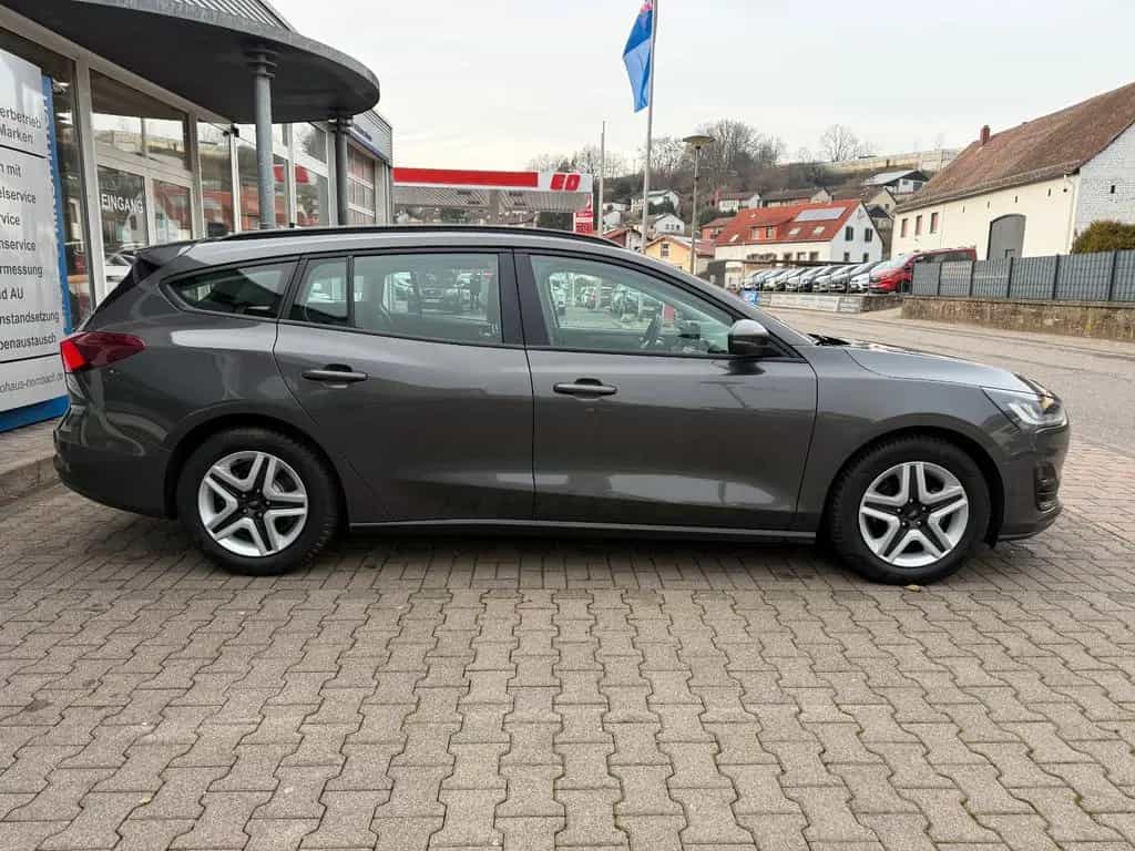 Ford Focus Turnier 1.0 92kW RFK SH Navi uvm. 08/2022-photo-3