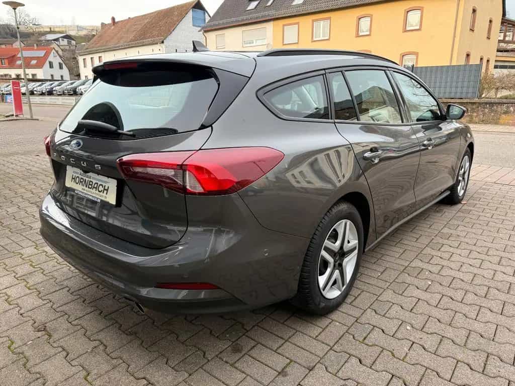 Ford Focus Turnier 1.0 92kW RFK SH Navi uvm. 08/2022-photo-4