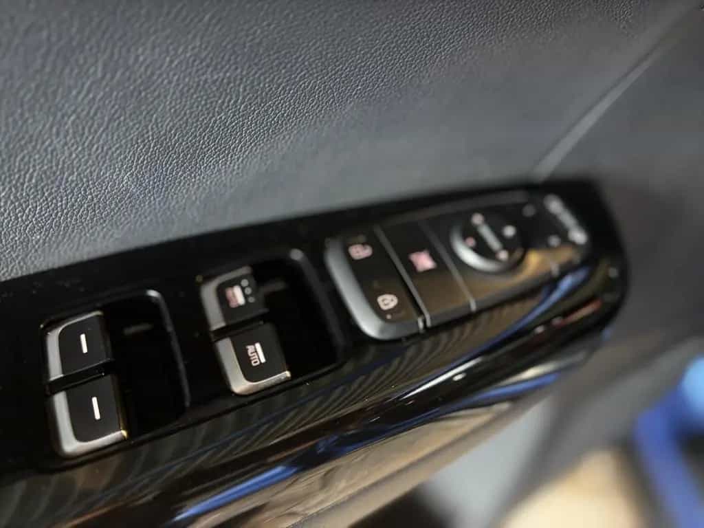 Kia Sportage GT-Line 4WD/AHK/Garantie/Pano/Keyless 05/2020-photo-8