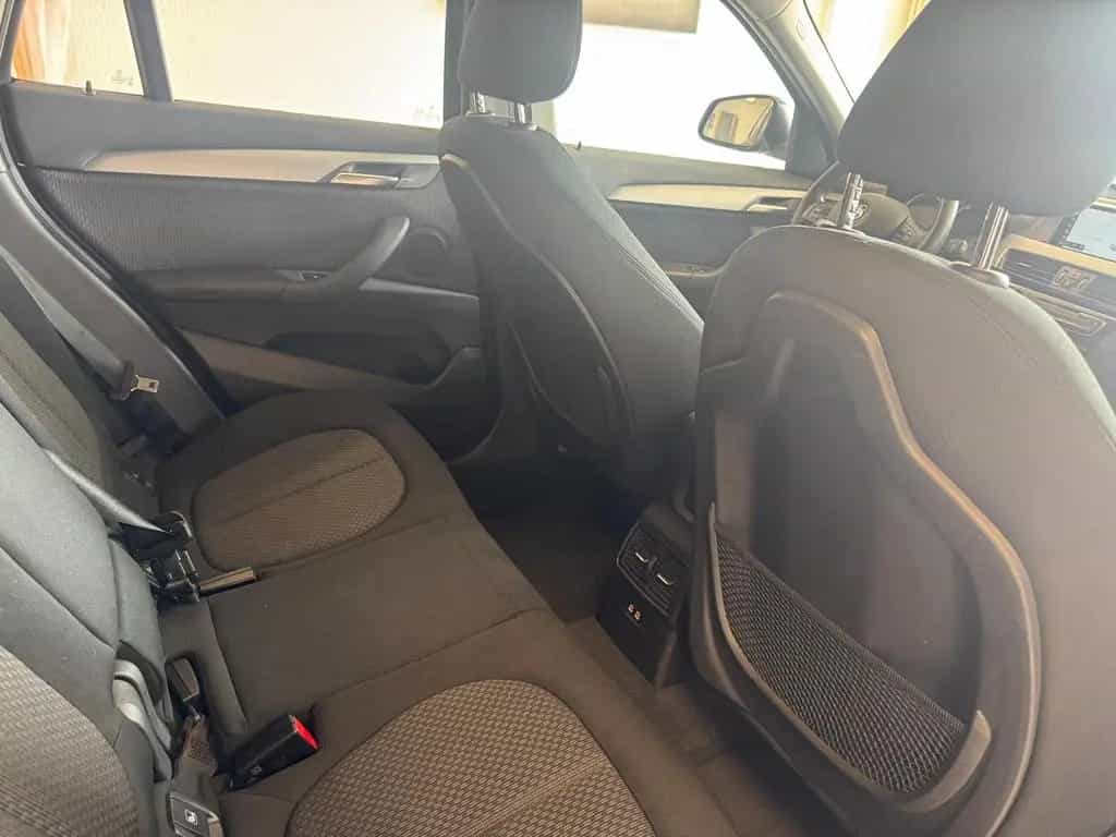 BMW X1 Baureihe 18i / NAVI/ SCHECKHEFT / LED / 07/2020-photo-23