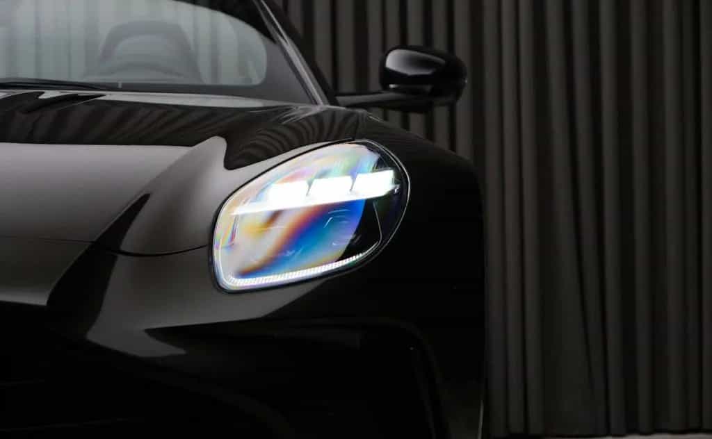 Aston Martin V8 Vantage 4.0 V8 Roadster null-photo-11