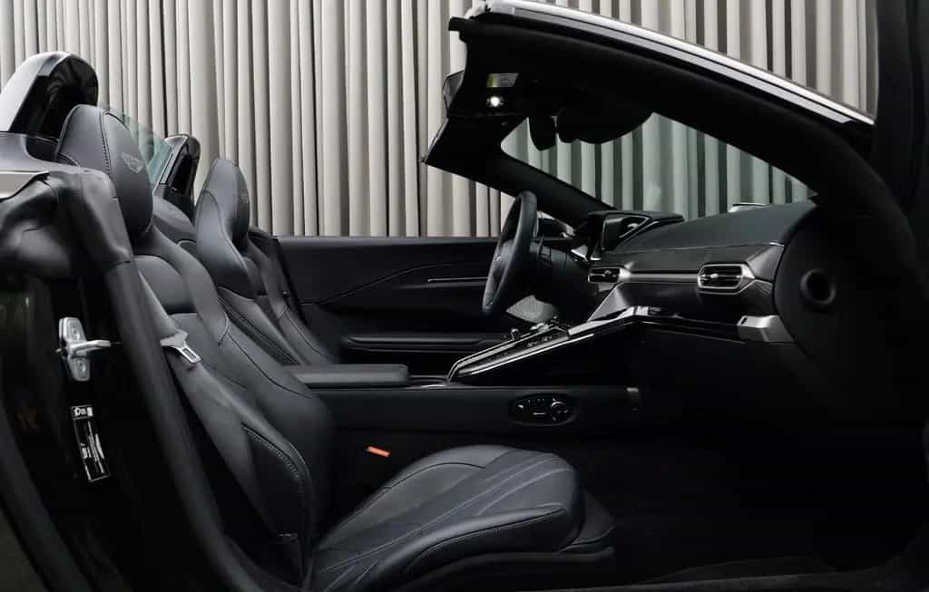 Aston Martin V8 Vantage 4.0 V8 Roadster null-photo-3