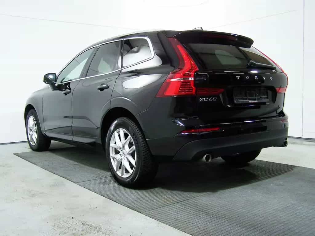 Volvo XC60 D4 Momentum Pro AUTOM LED+NAV+AMB+KAM+PDC 01/2020-photo-11