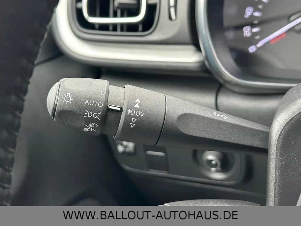 Citroën C3 Shine Pack*2.HAND*KLIMA*NAVI*TOT*SPUR*SHZ*LED 11/2020-photo-22