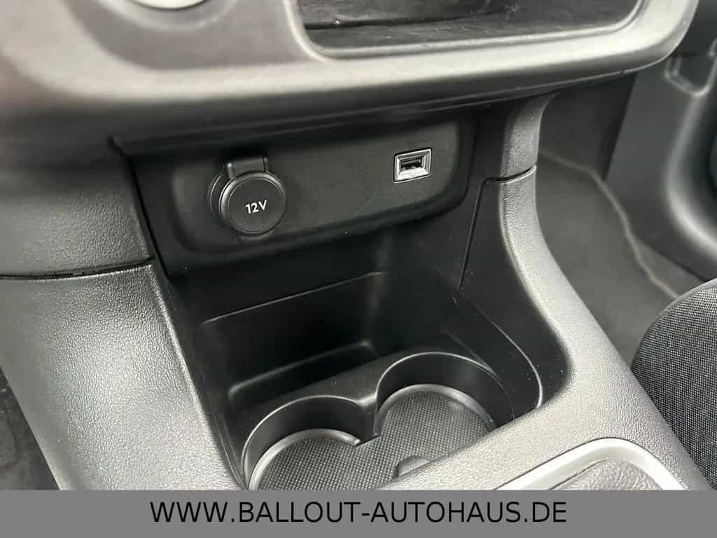 Citroën C3 Shine Pack*2.HAND*KLIMA*NAVI*TOT*SPUR*SHZ*LED 11/2020-photo-28
