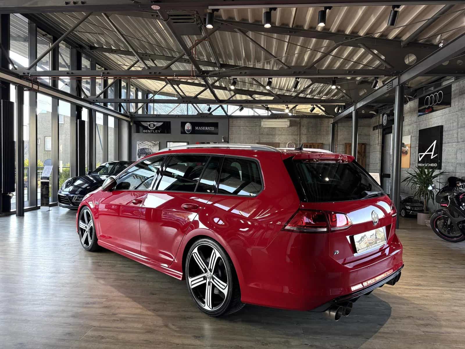 Volkswagen Golf 05/2016-photo-3