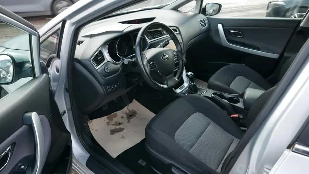 Kia Ceed 03/2018-photo-9
