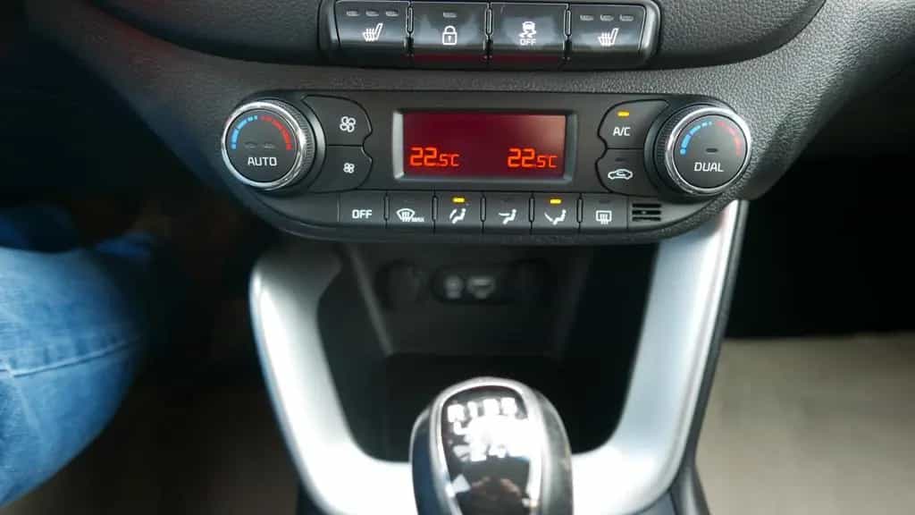 Kia Ceed 03/2018-photo-20