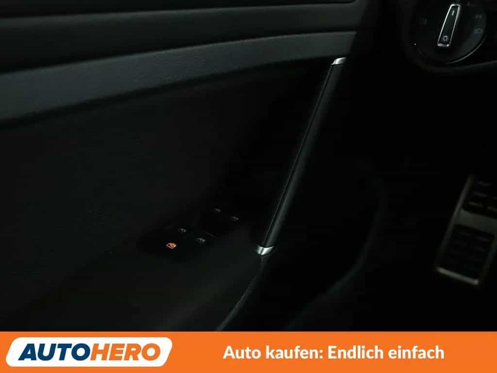 Volkswagen Golf VII 2.0 TSI GTI Performance BM Aut.*LED*ACC 12/2018-photo-24