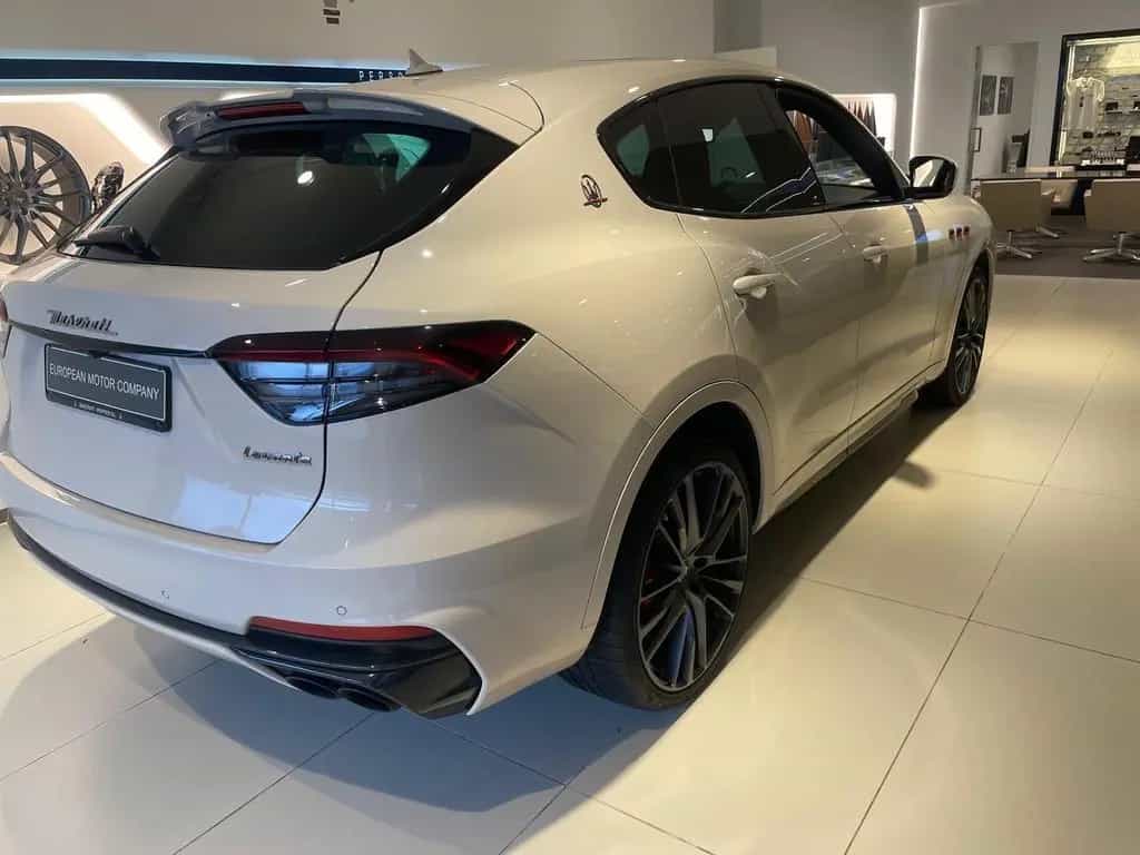 Maserati Levante Trofeo/Bianco Avorio 03/2022-photo-2