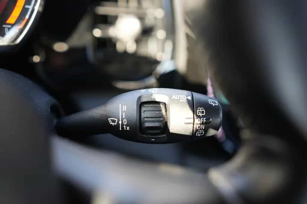 MINI Cooper AUTOMATIK*JCW KIT*SPORTSITZE*NAVI*1.HD*CN 12/2021-photo-13