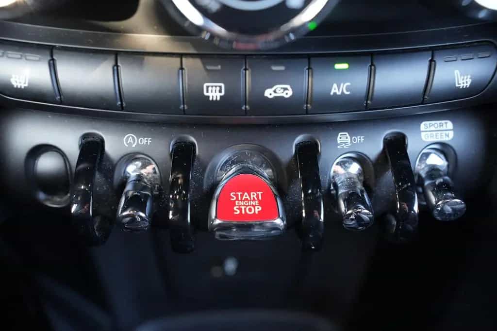 MINI Cooper AUTOMATIK*JCW KIT*SPORTSITZE*NAVI*1.HD*CN 12/2021-photo-25