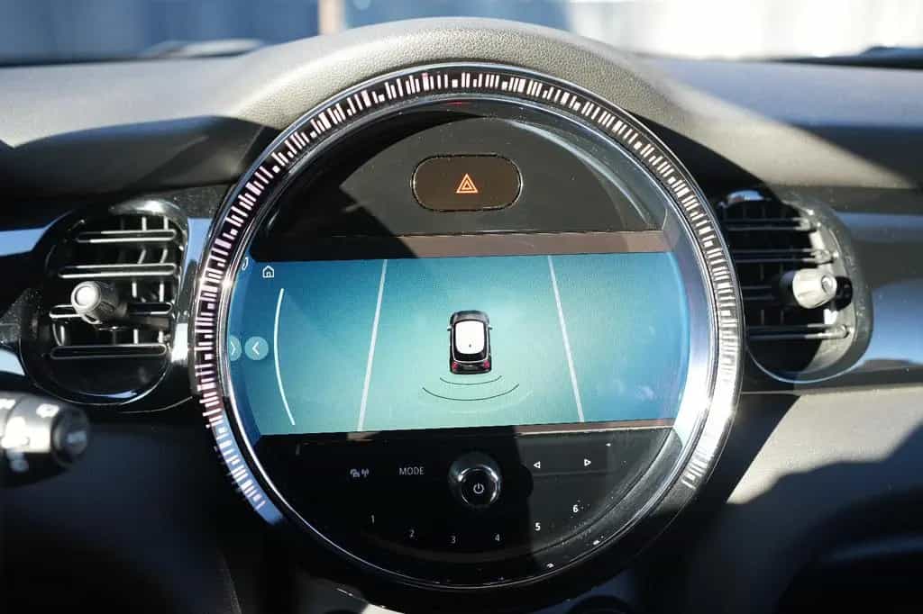 MINI Cooper AUTOMATIK*JCW KIT*SPORTSITZE*NAVI*1.HD*CN 12/2021-photo-33