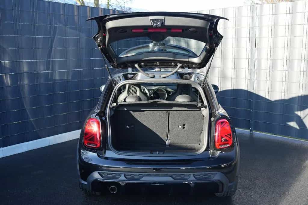 MINI Cooper AUTOMATIK*JCW KIT*SPORTSITZE*NAVI*1.HD*CN 12/2021-photo-34