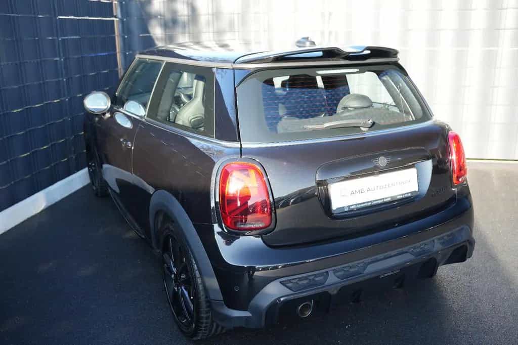 MINI Cooper AUTOMATIK*JCW KIT*SPORTSITZE*NAVI*1.HD*CN 12/2021-photo-5