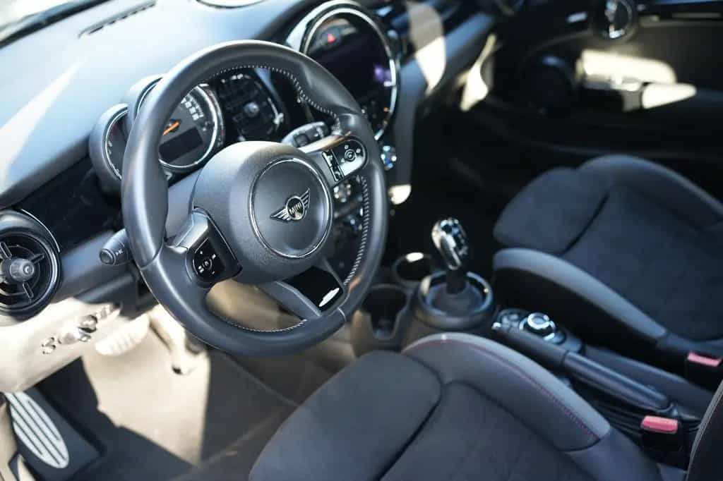 MINI Cooper AUTOMATIK*JCW KIT*SPORTSITZE*NAVI*1.HD*CN 12/2021-photo-7