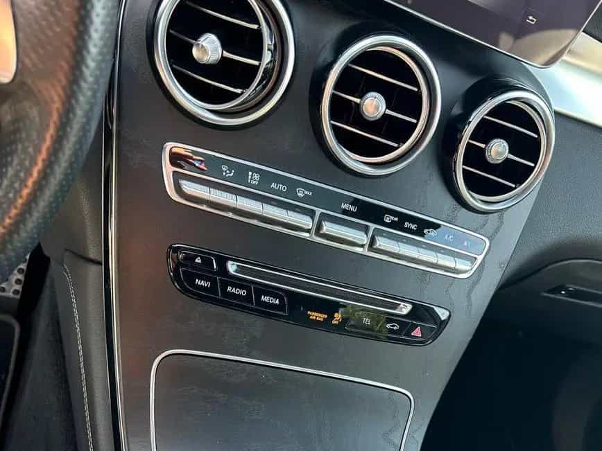 Mercedes-Benz GLC-Class 250 Coupe 4Matic*AMG*AHK+SD 06/2019-photo-11