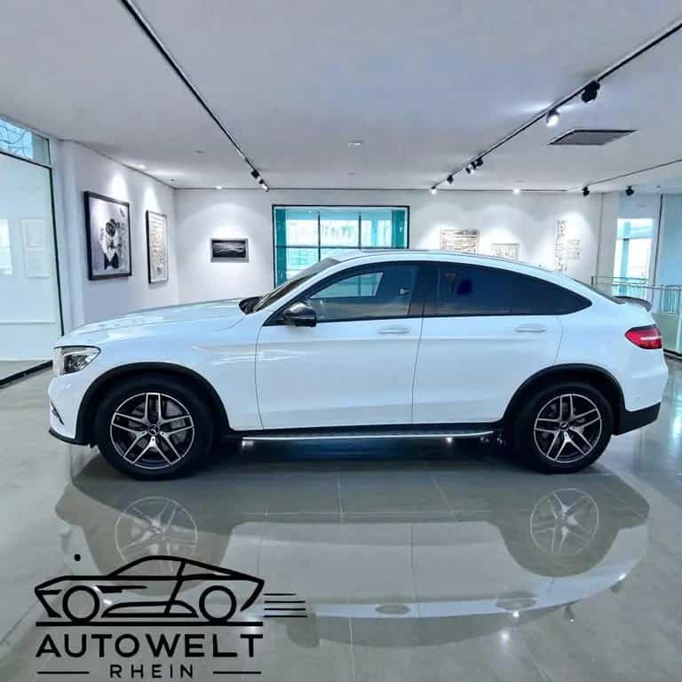 Mercedes-Benz GLC-Class 250 Coupe 4Matic*AMG*AHK+SD 06/2019-photo-3