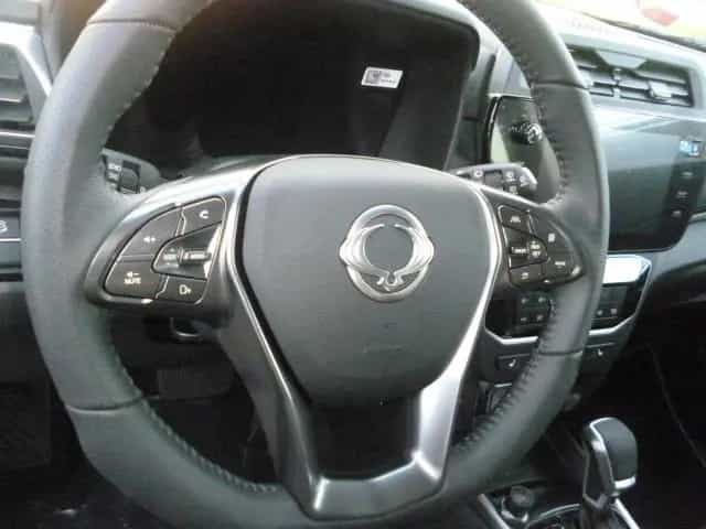 KGM Korando Essential Plus A/C LICHT-+ REGENS. PDC null-photo-16