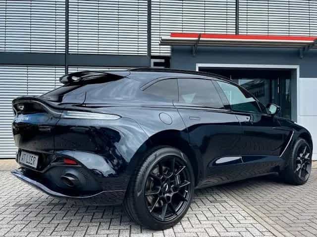 Aston Martin DBX 4.0 V8 04/2022-photo-1