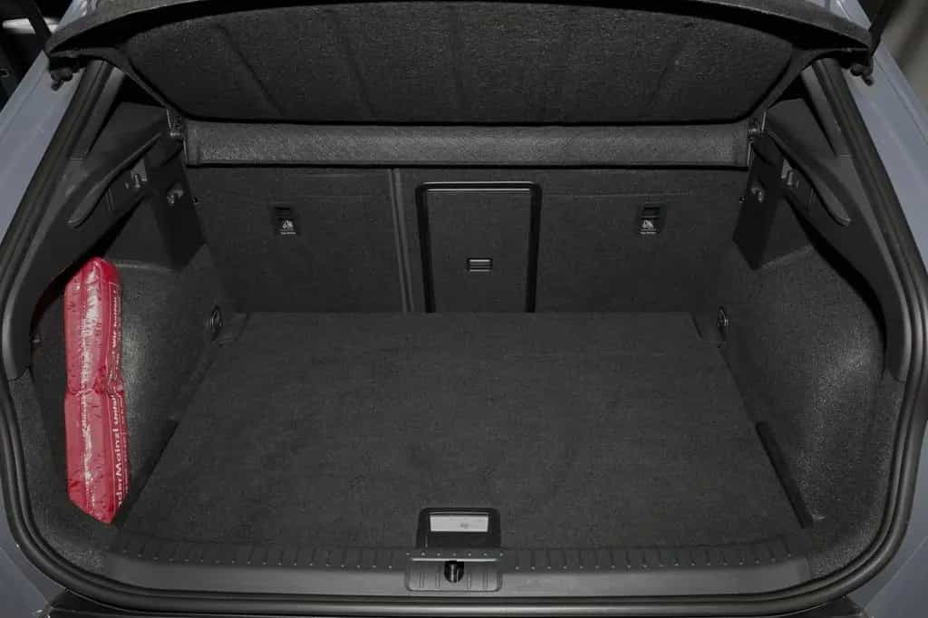 Cupra Formentor VZ 2.0 TSI 4D DSG AHK Matrix Pano Kam 09/2023-photo-16
